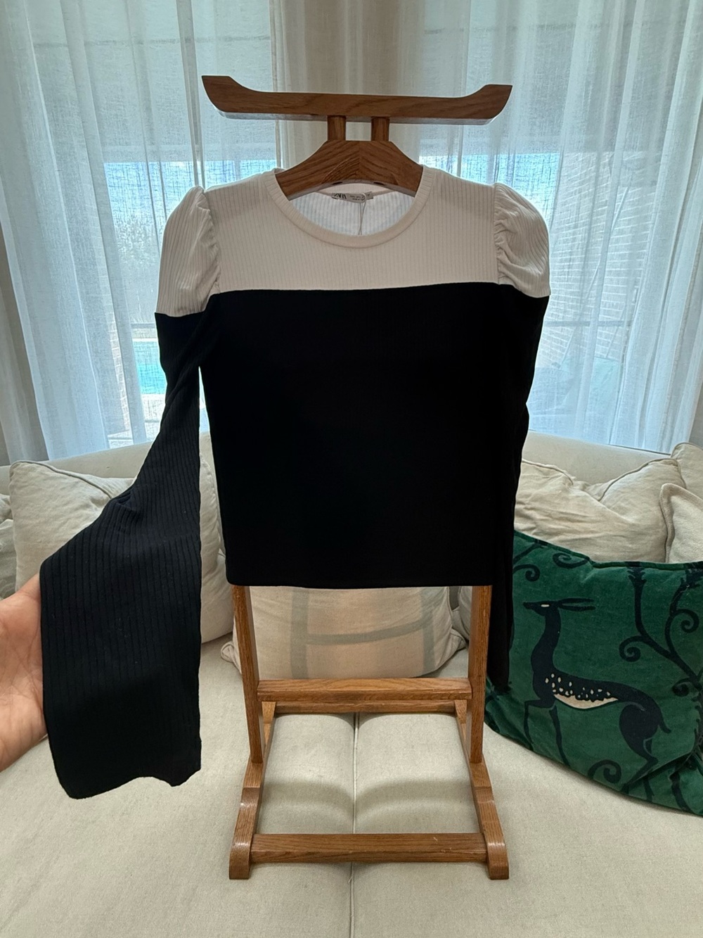 Zara Black & White Ribbed Puff Shoulder Long Sleeve Top